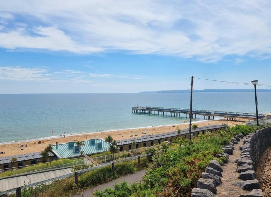 Centrally Located Boscombe Beach Apart With Parking Bournemouth Exterior photo