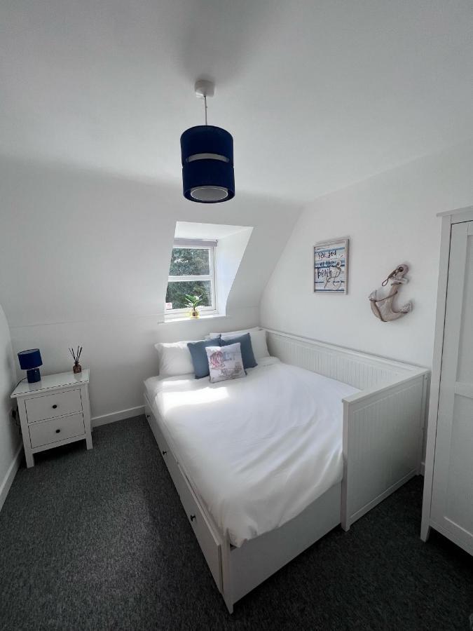 Centrally Located Boscombe Beach Apart With Parking Bournemouth Exterior photo